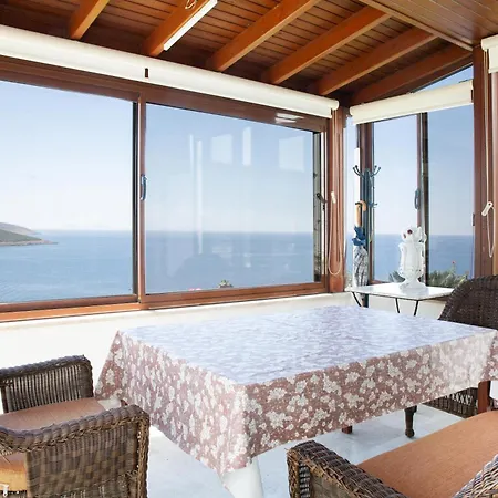 Vila Berfin By Important Group Travel *